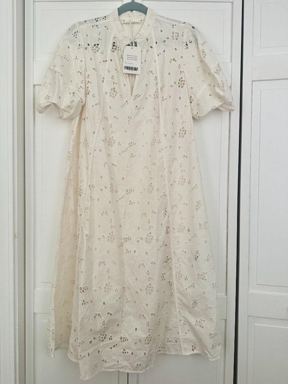 NWT Everlane The Eyelet Midi Dress in Bone, Size Large - Picture 2 of 6